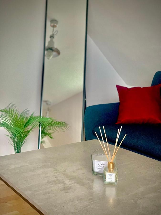 Minimalist Apartament
